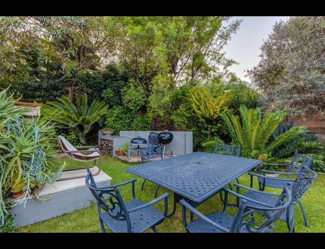 4 BEDROOM HOUSE FOR SALE IN FOURWAYS GARDENS